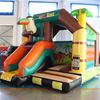 Slide Combo Amazone met glijbaan | Happy Rent Compleet Slide Combo Amazone springkussen met glijbaan en jungledecoratie
