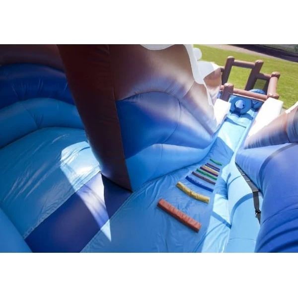 Glijbaan ijsbeer XL huren in Roermond voorkant