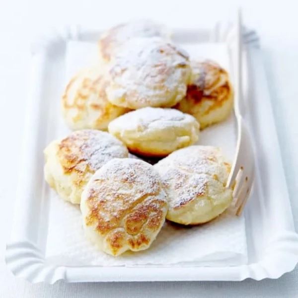 Poffertjesmix met olie, suiker en schaaltjes compleet pakket voor evenementen