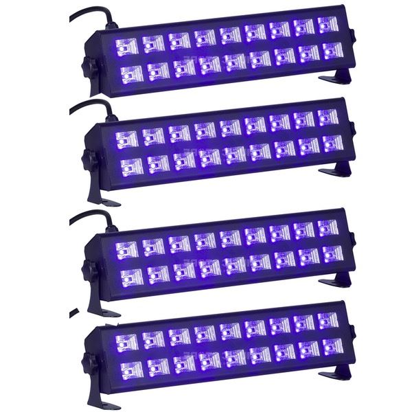 Blacklight set van 4 lampen met 54W vermogen per lamp.