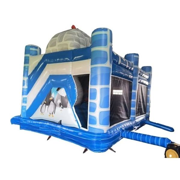 Vooraanzicht van het Multiplay Pinguïn springkussen