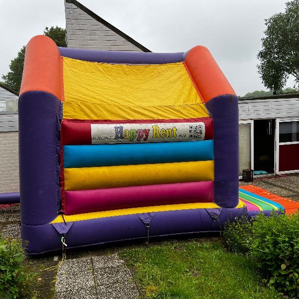 Tweedehands disco springkussen kopen 4Ã5 meter â Happy Rent Disco springkussen 4x5 meter tweedehands te koop met dak